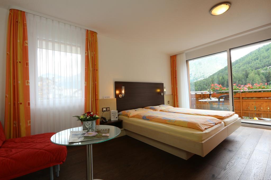 فندق Feehof Saas Fee المظهر الخارجي الصورة