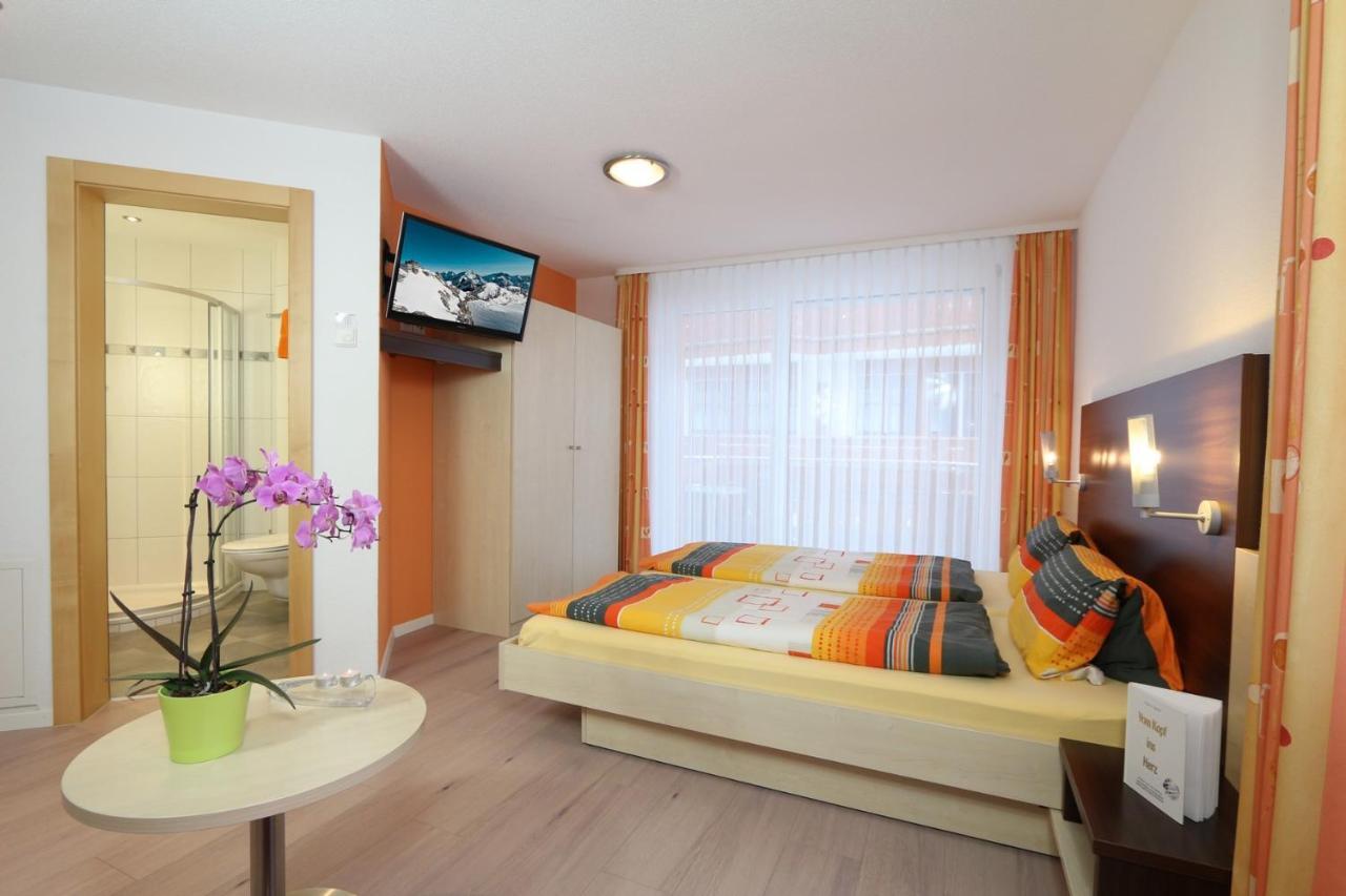 فندق Feehof Saas Fee المظهر الخارجي الصورة